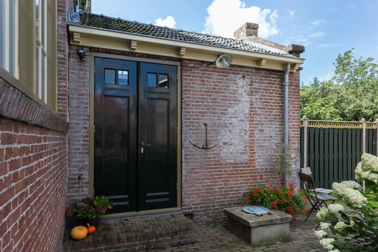 D' Ald Skoalle - Sfeervol Appartement In Oude School. Wijtgaard Εξωτερικό φωτογραφία